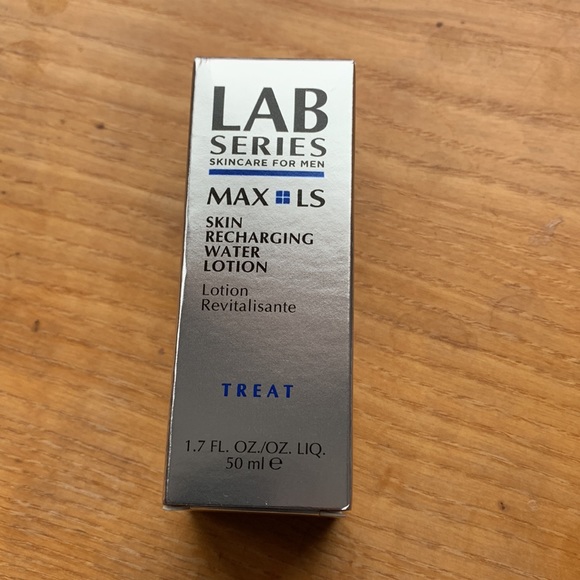 $12 or free 🎁 with purchase. MAX LS skin recharging water lotion for men - Picture 3 of 3